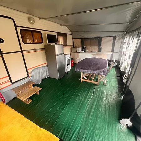 Caravane 4 Couchage Coudeville