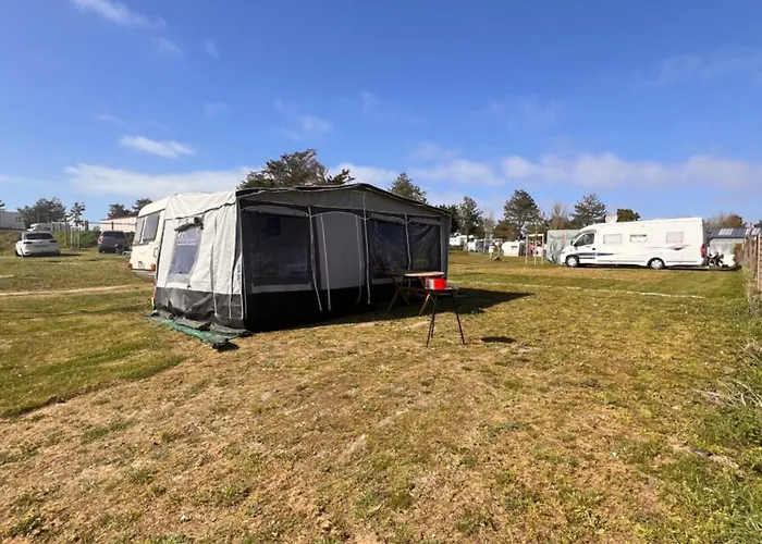 Caravane 4 Couchage *